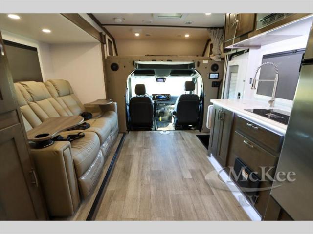 2025 Mercedes-Benz Sprinter 3500XD Chassis Standard Roof 4-Cyl Diesel HO