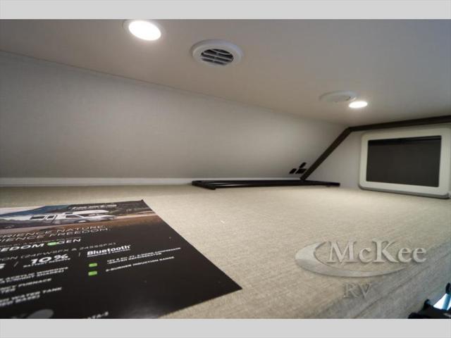 2025 Mercedes-Benz Sprinter 3500XD Chassis Standard Roof 4-Cyl Diesel HO