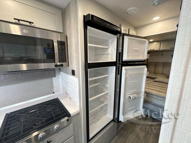 2025 Ram 5500 Tradesman/SLT