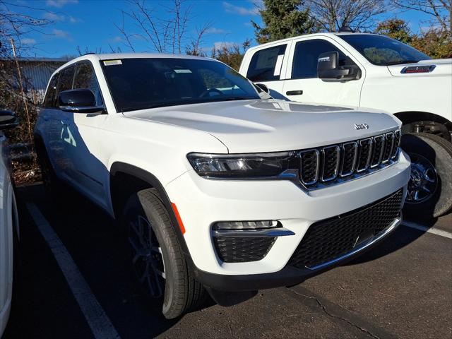 2025 Jeep Grand Cherokee GRAND CHEROKEE LIMITED 4X4