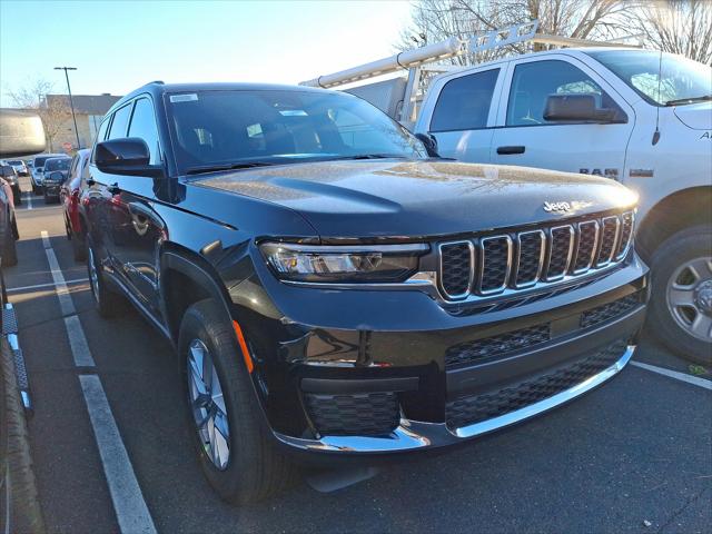 2025 Jeep Grand Cherokee GRAND CHEROKEE L LAREDO X 4X4