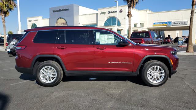 2025 Jeep Grand Cherokee GRAND CHEROKEE L LAREDO X 4X4