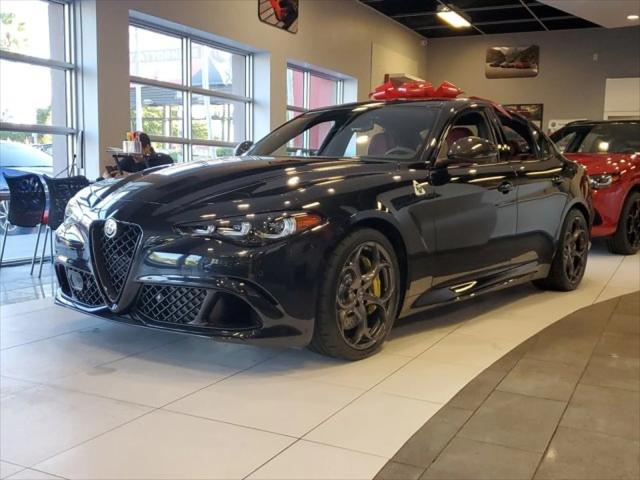 2024 Alfa Romeo Giulia GIULIA QUADRIFOGLIO CARBON RWD