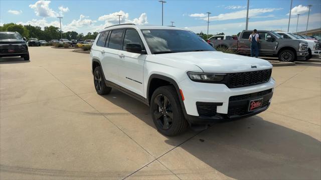 2025 Jeep Grand Cherokee GRAND CHEROKEE L ALTITUDE X 4X2
