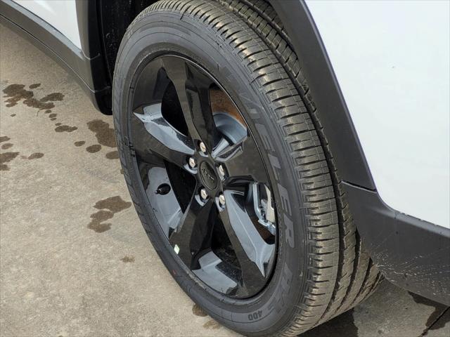 2025 Jeep Grand Cherokee GRAND CHEROKEE L ALTITUDE 4X4