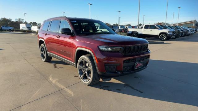 2025 Jeep Grand Cherokee GRAND CHEROKEE L ALTITUDE 4X4