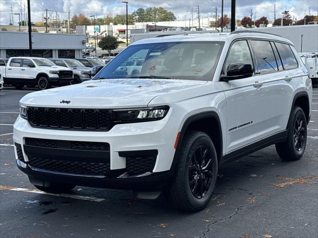 2025 Jeep Grand Cherokee GRAND CHEROKEE L ALTITUDE 4X4