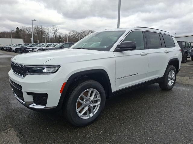 2025 Jeep Grand Cherokee GRAND CHEROKEE L LAREDO X 4X4