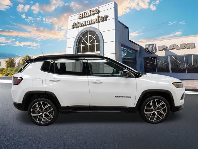 2025 Jeep Compass COMPASS LIMITED 4X4