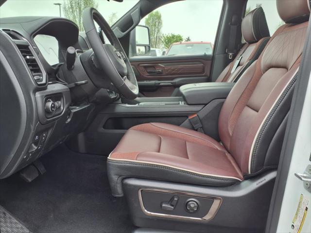 2025 RAM Ram 1500 RAM 1500 LIMITED CREW CAB 4X4 57 BOX