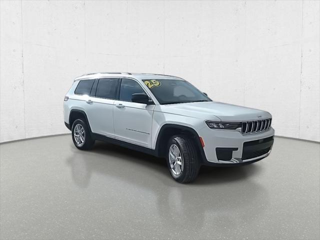 2025 Jeep Grand Cherokee GRAND CHEROKEE L LAREDO 4X4