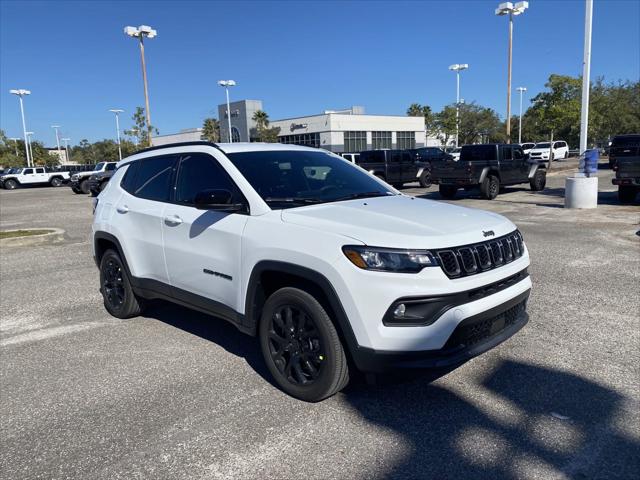 2025 Jeep Compass COMPASS LATITUDE 4X4