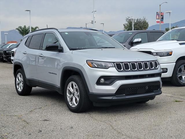 2025 Jeep Compass COMPASS LATITUDE 4X4 2025 Jeep Compass COMPASS LATITUDE 4X4