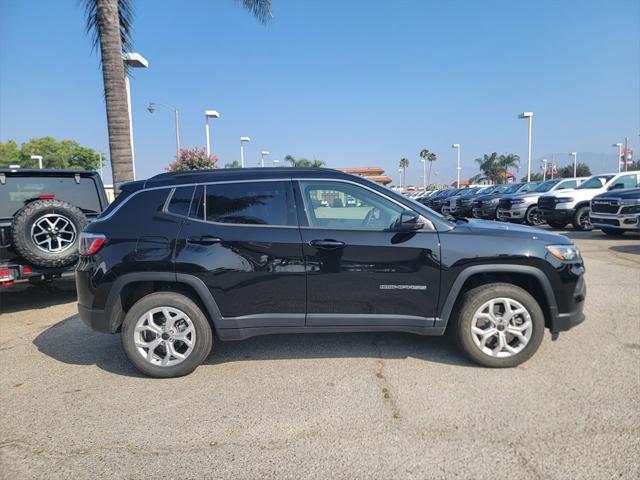 2025 Jeep Compass COMPASS LATITUDE 4X4 2025 Jeep Compass COMPASS LATITUDE 4X4