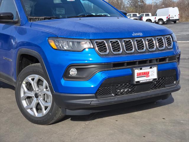 2025 Jeep Compass COMPASS LATITUDE 4X4