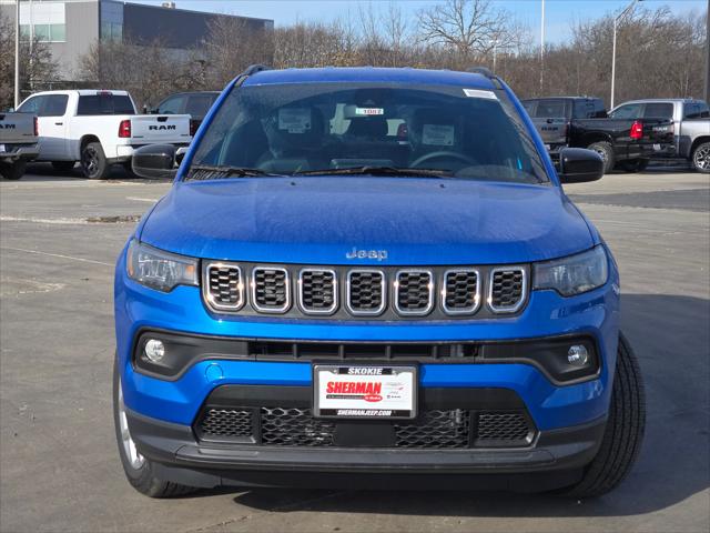 2025 Jeep Compass COMPASS LATITUDE 4X4