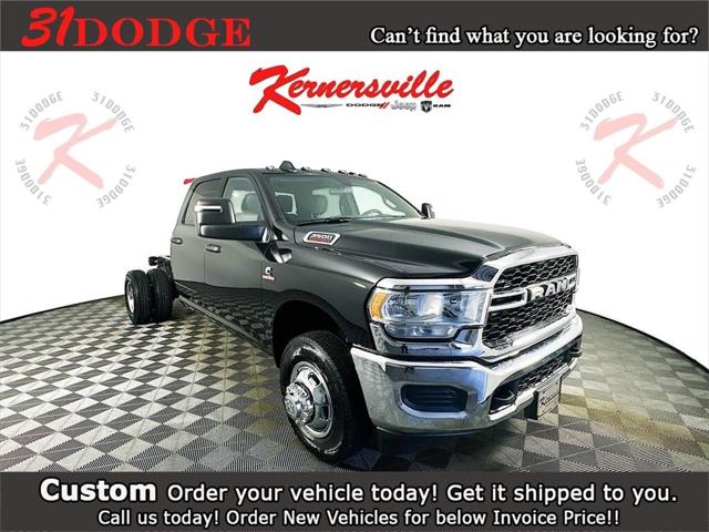 2024 RAM Ram 3500 Chassis Cab RAM 3500 TRADESMAN CREW CAB CHASSIS 4X4 60 CA