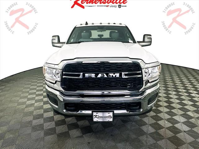 2024 RAM Ram 3500 Chassis Cab RAM 3500 TRADESMAN CREW CAB CHASSIS 4X4 60 CA