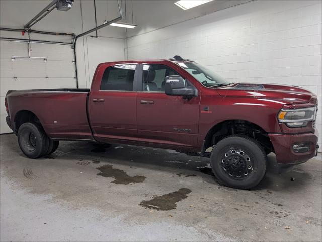 2024 RAM Ram 3500 RAM 3500 LARAMIE CREW CAB 4X4 8 BOX