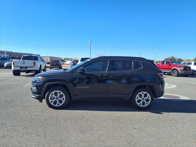 2025 Jeep Compass COMPASS LATITUDE 4X4