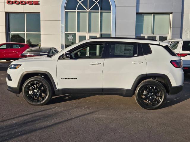 2025 Jeep Compass COMPASS LATITUDE 4X4