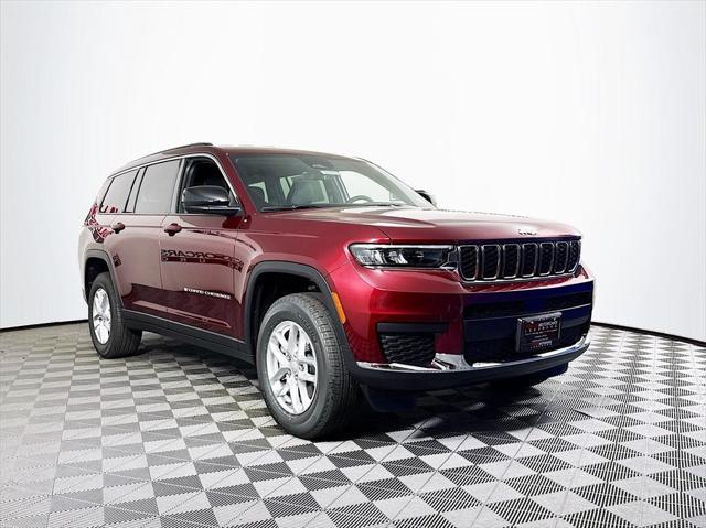 2025 Jeep Grand Cherokee GRAND CHEROKEE L LAREDO 4X4