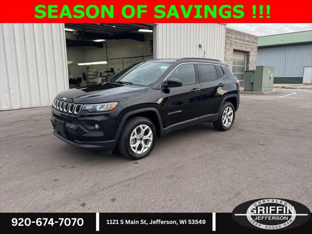 2025 Jeep Compass COMPASS LATITUDE 4X4