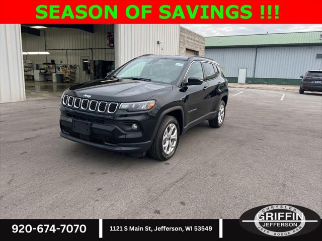 2025 Jeep Compass COMPASS LATITUDE 4X4