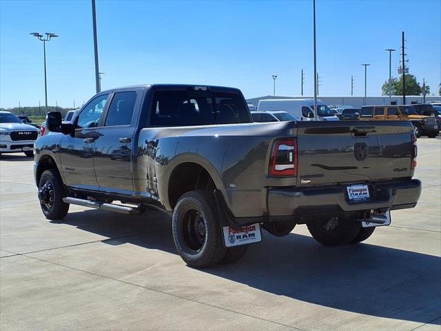 2024 RAM Ram 3500 RAM 3500 LARAMIE CREW CAB 4X4 8 BOX