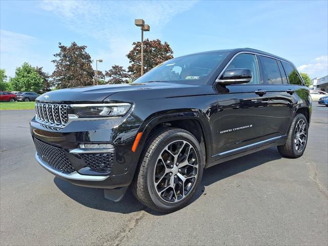 2025 Jeep Grand Cherokee GRAND CHEROKEE SUMMIT RESERVE 4X4