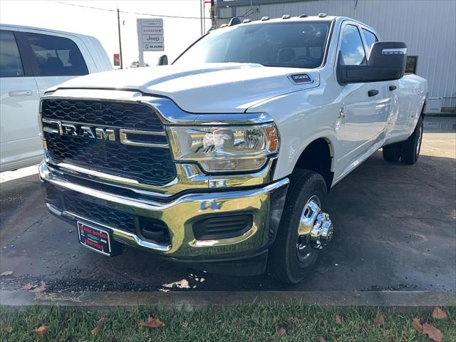 2024 RAM Ram 3500 RAM 3500 TRADESMAN CREW CAB 4X4 8 BOX