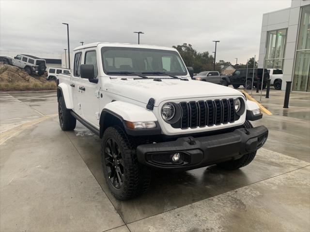 2025 Jeep Gladiator GLADIATOR NIGHTHAWK 4X4