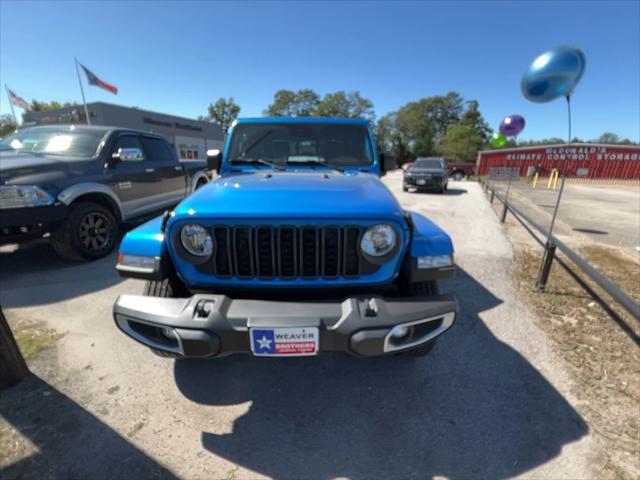 2024 Jeep Gladiator Sport S