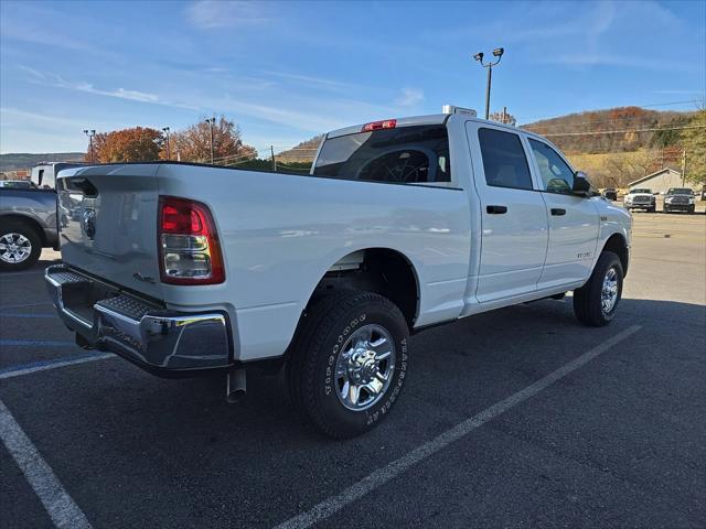 2022 RAM 2500 Tradesman Crew Cab 4x4 64 Box