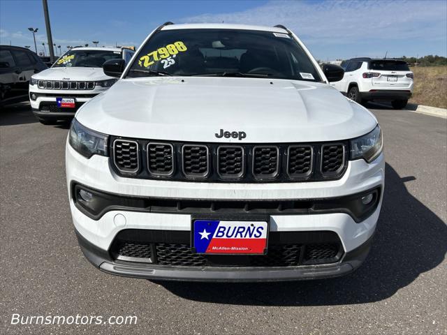 2025 Jeep Compass COMPASS LATITUDE 4X4