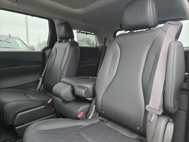 2025 Kia Carnival MPV SX