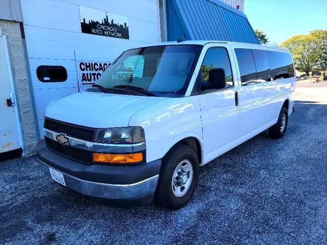 2017 Chevrolet Express LT for sale in Mokena, IL