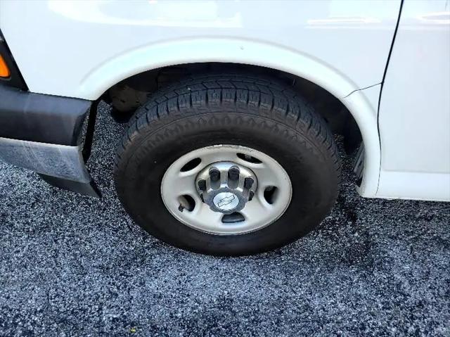 2017 Chevrolet Express LT