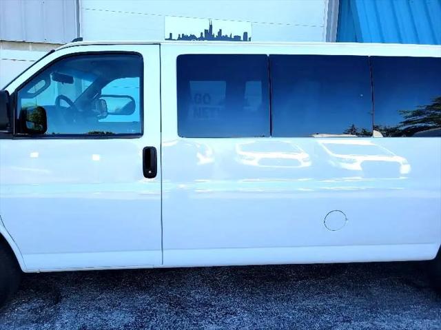 2017 Chevrolet Express LT