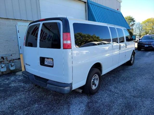 2017 Chevrolet Express LT