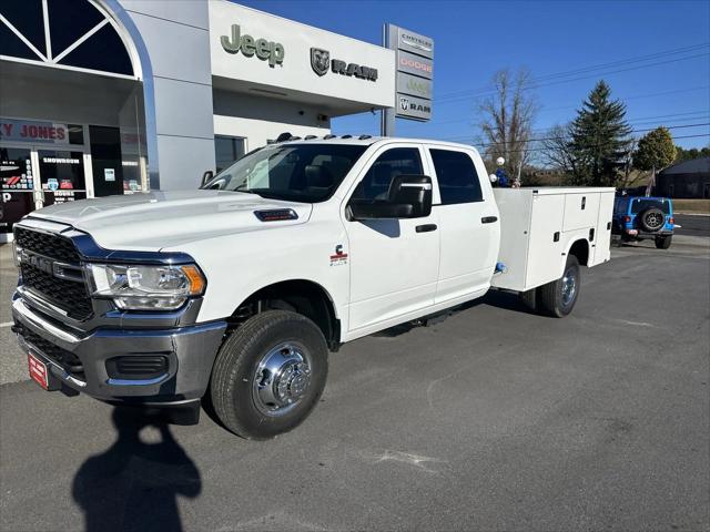 2024 RAM Ram 3500 Chassis Cab RAM 3500 TRADESMAN CREW CAB CHASSIS 4X4 60 CA