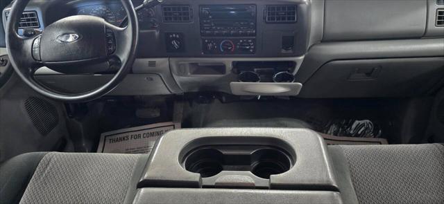 2003 Ford F-250 XLT 4dr Crew Cab 4WD SB