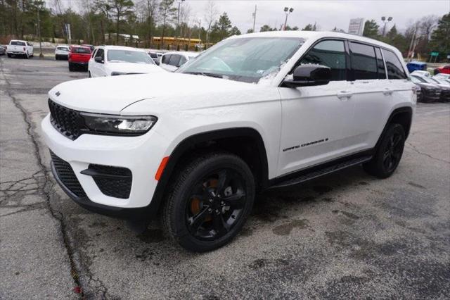 2025 Jeep Grand Cherokee GRAND CHEROKEE ALTITUDE 4X4