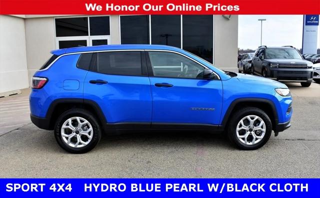 2025 Jeep Compass COMPASS SPORT 4X4