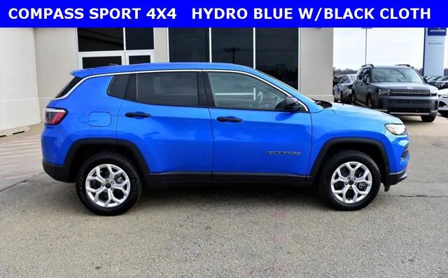 2025 Jeep Compass COMPASS SPORT 4X4