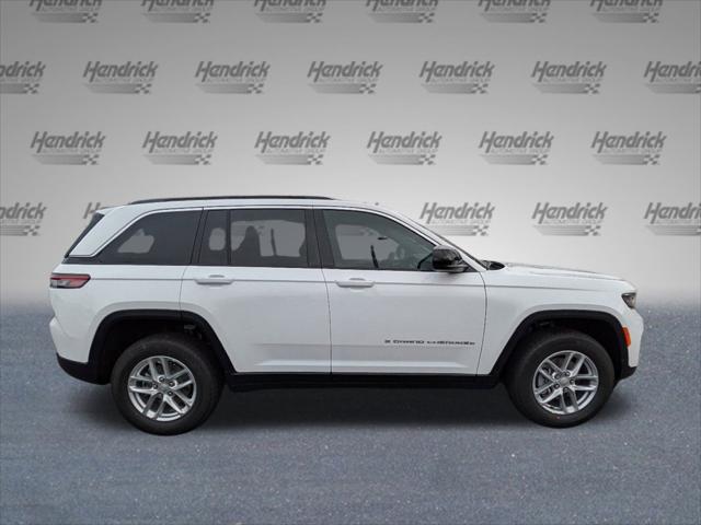 2025 Jeep Grand Cherokee GRAND CHEROKEE LAREDO X 4X2