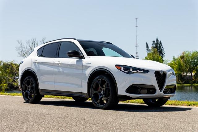 2025 Alfa Romeo Stelvio STELVIO AWD