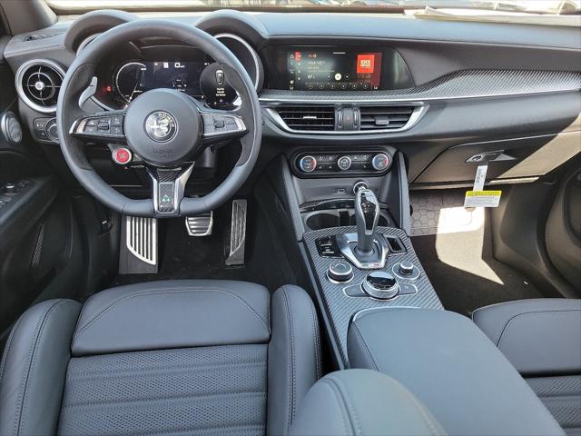 2024 Alfa Romeo Stelvio STELVIO QUADRIFOGLIO AWD 2024 Alfa Romeo Stelvio STELVIO QUADRIFOGLIO AWD