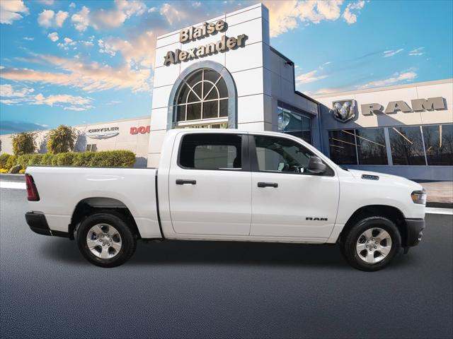 2025 RAM Ram 1500 RAM 1500 TRADESMAN CREW CAB 4X4 57 BOX
