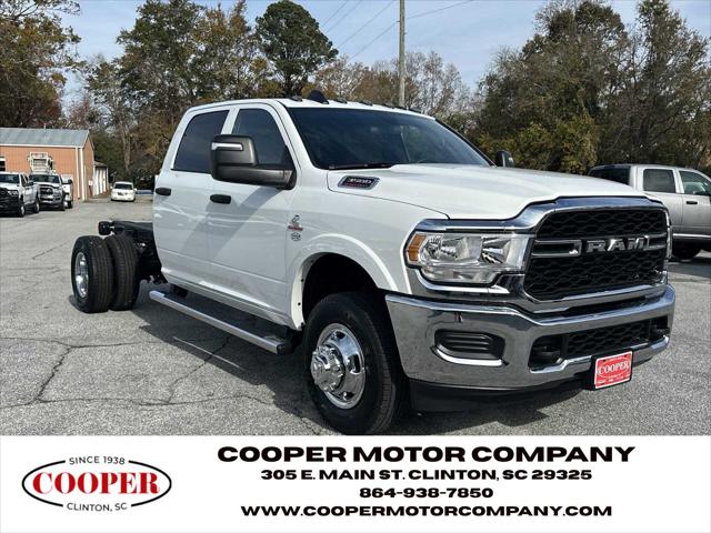 2024 RAM Ram 3500 Chassis Cab RAM 3500 TRADESMAN CREW CAB CHASSIS 4X4 60 CA